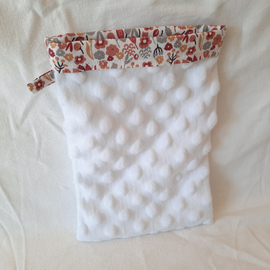 Gant démaquillant (uniquement avec de l'eau)