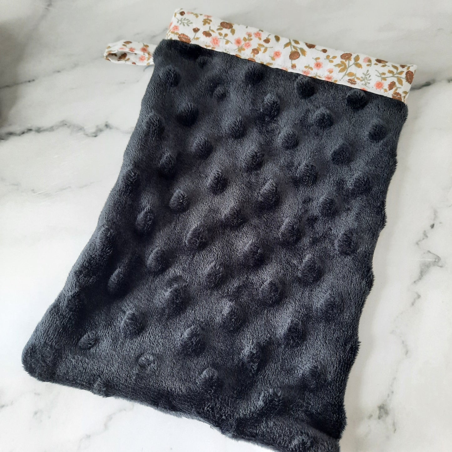 Gant démaquillant (uniquement avec de l'eau)